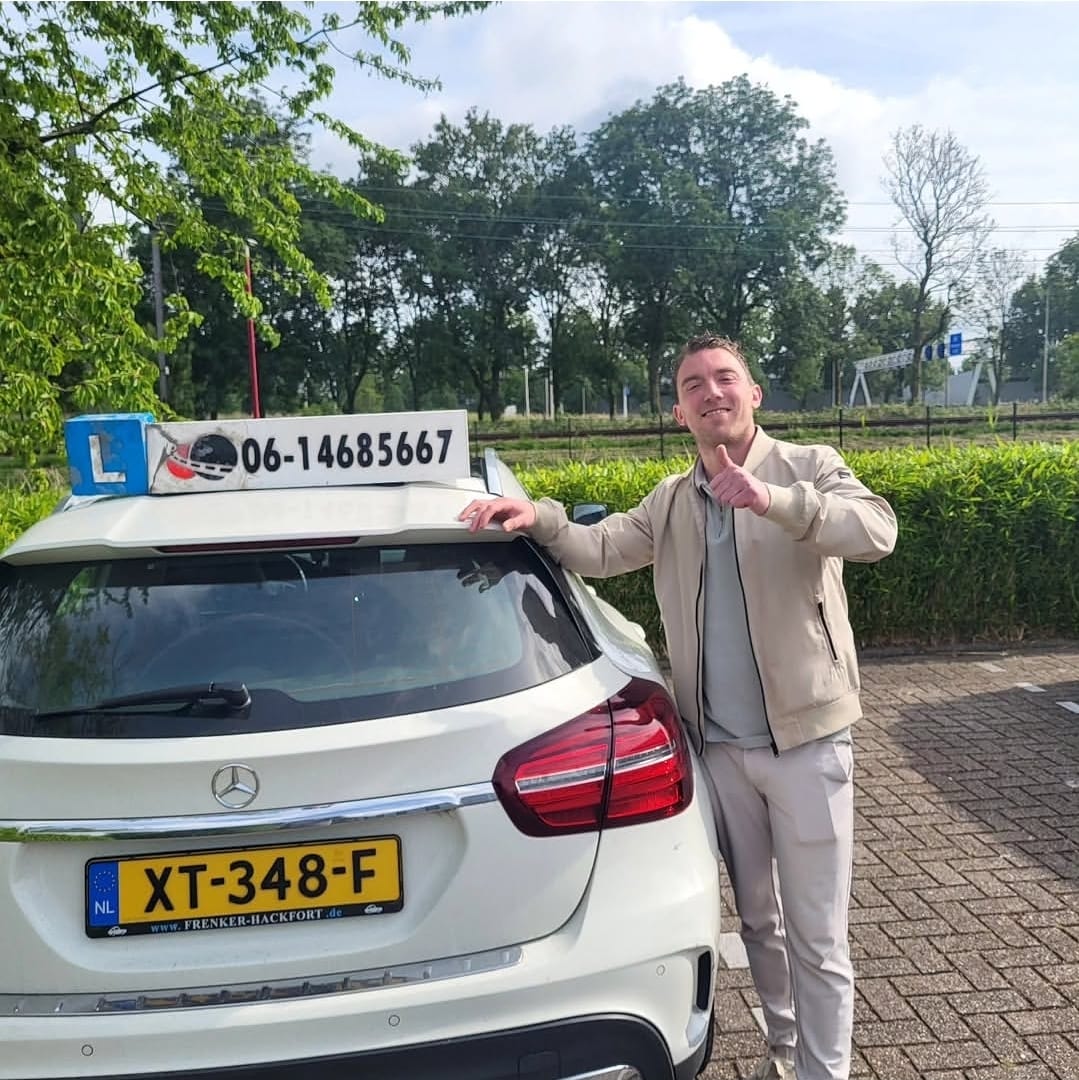 Geslaagde leerling 15 bij Auto Rijschool Shahab